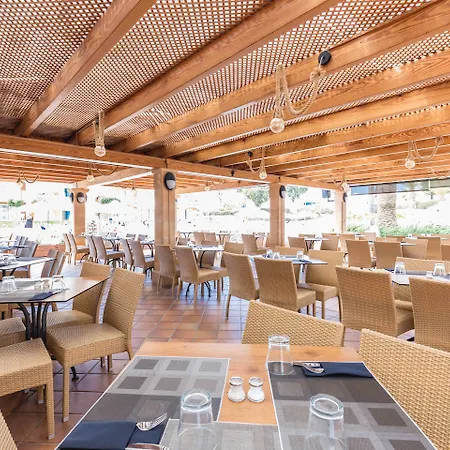 酒店 布劳蓬雷纳度假村 Cala Mandia (Mallorca)